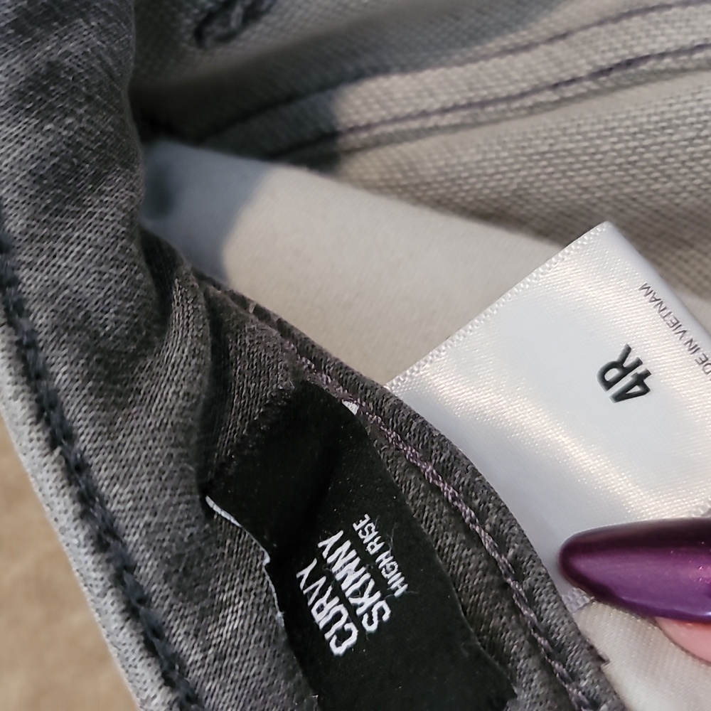 Express Curvy Skinny High Rise Jeans - Picture 13 of 15